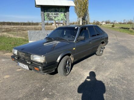 Сірий Ніссан Санні, об'ємом двигуна 1.6 л та пробігом 250 тис. км за 750 $, фото 1 на Automoto.ua