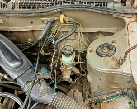 Сірий Ніссан Санні, об'ємом двигуна 1.6 л та пробігом 200 тис. км за 1200 $, фото 1 на Automoto.ua