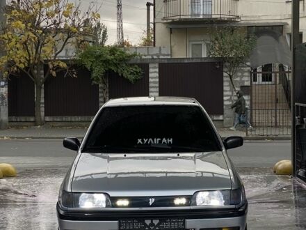 Ніссан Санні 1991 у Одесі на Automoto.ua Сірий Ніссан Санні, об'ємом двигуна 1.6 л та пробігом 166 тис. км за 2400 $, фото 1 на Automoto.ua