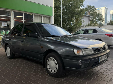 Сірий Ніссан Санні, об'ємом двигуна 1.4 л та пробігом 281 тис. км за 2200 $, фото 1 на Automoto.ua