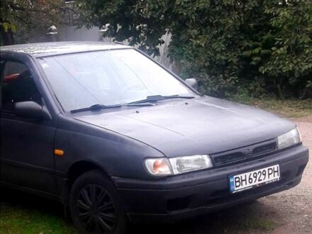 Серый Ниссан Санни, объемом двигателя 1.3 л и пробегом 300 тыс. км за 1200 $, фото 1 на Automoto.ua