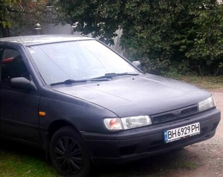 Серый Ниссан Санни, объемом двигателя 1.3 л и пробегом 300 тыс. км за 1200 $, фото 1 на Automoto.ua