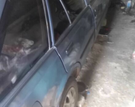 Синій Ніссан Санні, об'ємом двигуна 1.7 л та пробігом 350 тис. км за 350 $, фото 1 на Automoto.ua