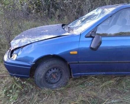 Синий Ниссан Санни, объемом двигателя 0 л и пробегом 100 тыс. км за 600 $, фото 2 на Automoto.ua