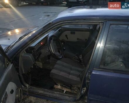 Синий Ниссан Санни, объемом двигателя 1.68 л и пробегом 300 тыс. км за 800 $, фото 12 на Automoto.ua