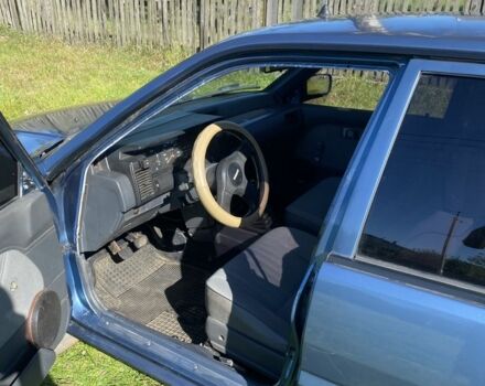 Синій Ніссан Санні, об'ємом двигуна 1.4 л та пробігом 250 тис. км за 673 $, фото 4 на Automoto.ua