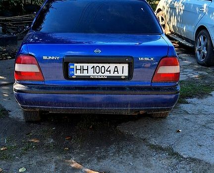 Синий Ниссан Санни, объемом двигателя 1.5 л и пробегом 200 тыс. км за 1530 $, фото 2 на Automoto.ua