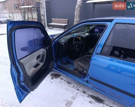 Синий Ниссан Санни, объемом двигателя 1.6 л и пробегом 1000 тыс. км за 2000 $, фото 8 на Automoto.ua