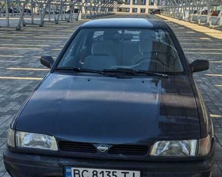 Синий Ниссан Санни, объемом двигателя 1.4 л и пробегом 300 тыс. км за 1500 $, фото 1 на Automoto.ua