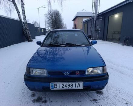 Синий Ниссан Санни, объемом двигателя 1.6 л и пробегом 1000 тыс. км за 2000 $, фото 1 на Automoto.ua