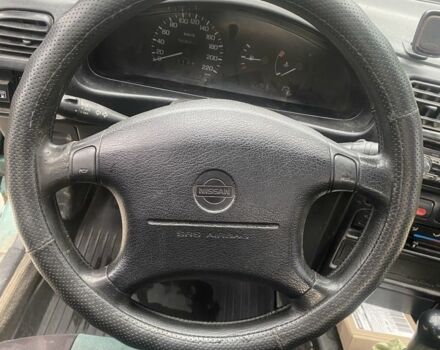 Зеленый Ниссан Санни, объемом двигателя 1.4 л и пробегом 580 тыс. км за 1250 $, фото 4 на Automoto.ua