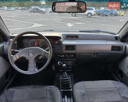Зеленый Ниссан Санни, объемом двигателя 1.6 л и пробегом 150 тыс. км за 999 $, фото 14 на Automoto.ua