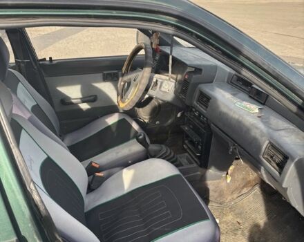 Зелений Ніссан Санні, об'ємом двигуна 1.4 л та пробігом 400 тис. км за 850 $, фото 3 на Automoto.ua