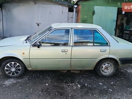 Ниссан Санни 1985 в Трускавце на Automoto.ua Зеленый Ниссан Санни, объемом двигателя 1.5 л и пробегом 300 тыс. км за 400 $, фото 1 на Automoto.ua
