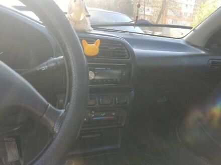 Ніссан Санні 1994 у Самборе на Automoto.ua Зелений Ніссан Санні, об'ємом двигуна 1.39 л та пробігом 369 тис. км за 1500 $, фото 1 на Automoto.ua