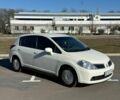 Белый Ниссан Тиида, объемом двигателя 1.6 л и пробегом 167 тыс. км за 6500 $, фото 1 на Automoto.ua