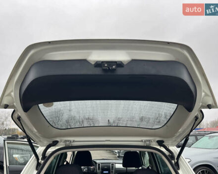 Белый Ниссан Тиида, объемом двигателя 1.5 л и пробегом 91 тыс. км за 7499 $, фото 8 на Automoto.ua