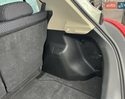 Белый Ниссан Тиида, объемом двигателя 1.5 л и пробегом 91 тыс. км за 7499 $, фото 10 на Automoto.ua