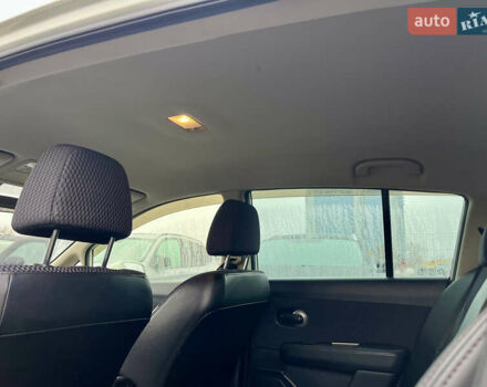 Белый Ниссан Тиида, объемом двигателя 1.5 л и пробегом 91 тыс. км за 7499 $, фото 37 на Automoto.ua