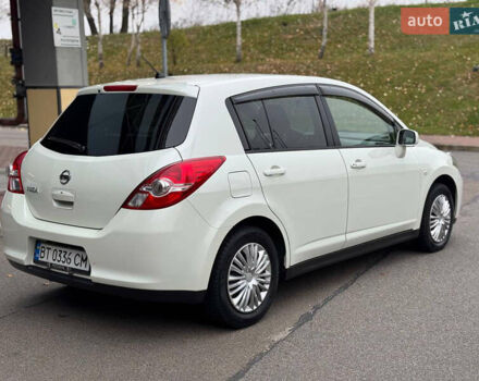 Белый Ниссан Тиида, объемом двигателя 1.5 л и пробегом 91 тыс. км за 7499 $, фото 13 на Automoto.ua