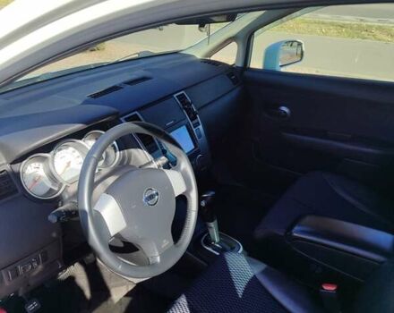 Белый Ниссан Тиида, объемом двигателя 1.5 л и пробегом 65 тыс. км за 8500 $, фото 10 на Automoto.ua