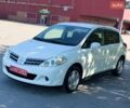 Белый Ниссан Тиида, объемом двигателя 1.5 л и пробегом 44 тыс. км за 8100 $, фото 1 на Automoto.ua