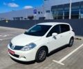 Белый Ниссан Тиида, объемом двигателя 1.5 л и пробегом 42 тыс. км за 8550 $, фото 1 на Automoto.ua