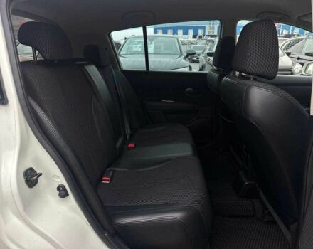 Белый Ниссан Тиида, объемом двигателя 1.5 л и пробегом 107 тыс. км за 7990 $, фото 14 на Automoto.ua