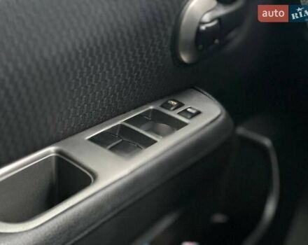 Белый Ниссан Тиида, объемом двигателя 1.5 л и пробегом 107 тыс. км за 7990 $, фото 20 на Automoto.ua