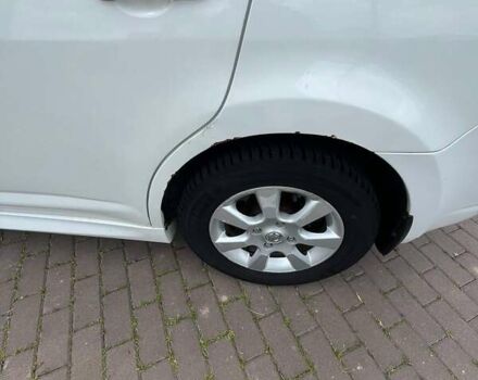 Белый Ниссан Тиида, объемом двигателя 1.6 л и пробегом 200 тыс. км за 6500 $, фото 8 на Automoto.ua