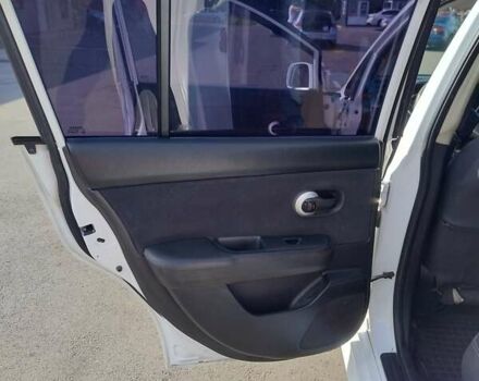 Білий Ніссан Тііда, об'ємом двигуна 1.6 л та пробігом 155 тис. км за 7200 $, фото 19 на Automoto.ua