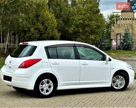 Белый Ниссан Тиида, объемом двигателя 1.6 л и пробегом 74 тыс. км за 8500 $, фото 1 на Automoto.ua