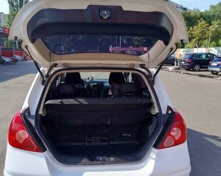 Білий Ніссан Тііда, об'ємом двигуна 1.6 л та пробігом 155 тис. км за 7200 $, фото 17 на Automoto.ua