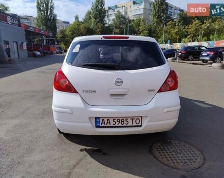 Білий Ніссан Тііда, об'ємом двигуна 1.6 л та пробігом 155 тис. км за 7200 $, фото 1 на Automoto.ua