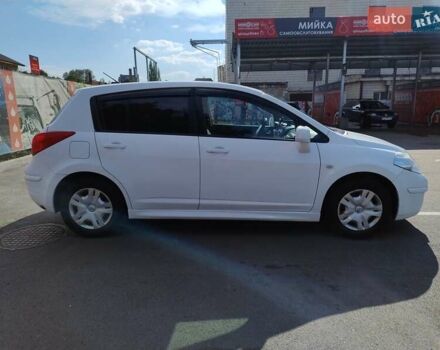 Білий Ніссан Тііда, об'ємом двигуна 1.6 л та пробігом 155 тис. км за 7200 $, фото 2 на Automoto.ua