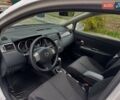 Белый Ниссан Тиида, объемом двигателя 1.6 л и пробегом 75 тыс. км за 8500 $, фото 6 на Automoto.ua