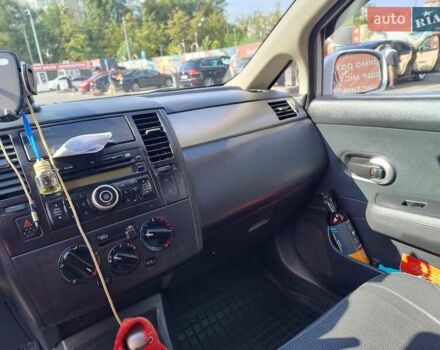 Білий Ніссан Тііда, об'ємом двигуна 1.6 л та пробігом 155 тис. км за 7200 $, фото 4 на Automoto.ua