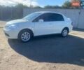 Белый Ниссан Тиида, объемом двигателя 1.6 л и пробегом 190 тыс. км за 4999 $, фото 6 на Automoto.ua