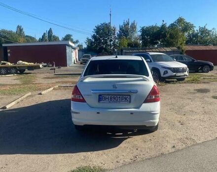 Белый Ниссан Тиида, объемом двигателя 1.6 л и пробегом 190 тыс. км за 4999 $, фото 9 на Automoto.ua