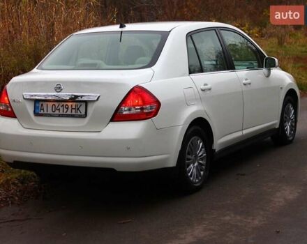 Белый Ниссан Тиида, объемом двигателя 1.6 л и пробегом 154 тыс. км за 5999 $, фото 15 на Automoto.ua