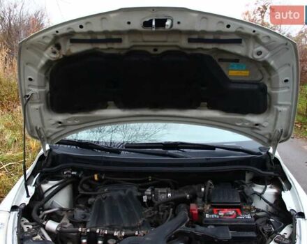 Белый Ниссан Тиида, объемом двигателя 1.6 л и пробегом 154 тыс. км за 5999 $, фото 39 на Automoto.ua