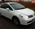 Белый Ниссан Тиида, объемом двигателя 1.6 л и пробегом 154 тыс. км за 5999 $, фото 17 на Automoto.ua
