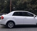 Белый Ниссан Тиида, объемом двигателя 1.8 л и пробегом 250 тыс. км за 4500 $, фото 1 на Automoto.ua