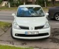 Белый Ниссан Тиида, объемом двигателя 1.6 л и пробегом 160 тыс. км за 5500 $, фото 1 на Automoto.ua