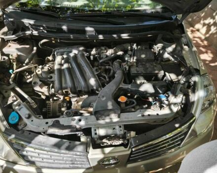 Бежевый Ниссан Тиида, объемом двигателя 1.6 л и пробегом 190 тыс. км за 4800 $, фото 5 на Automoto.ua