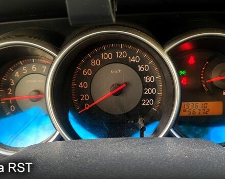 Бежевий Ніссан Тііда, об'ємом двигуна 1.6 л та пробігом 197 тис. км за 2900 $, фото 8 на Automoto.ua