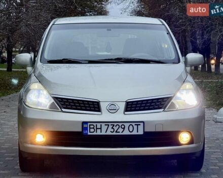 Бежевый Ниссан Тиида, объемом двигателя 1.6 л и пробегом 167 тыс. км за 4999 $, фото 2 на Automoto.ua