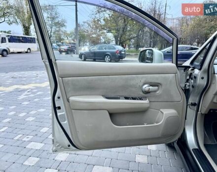 Бежевый Ниссан Тиида, объемом двигателя 1.6 л и пробегом 167 тыс. км за 4999 $, фото 30 на Automoto.ua