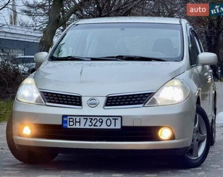 Бежевый Ниссан Тиида, объемом двигателя 1.6 л и пробегом 167 тыс. км за 4999 $, фото 10 на Automoto.ua