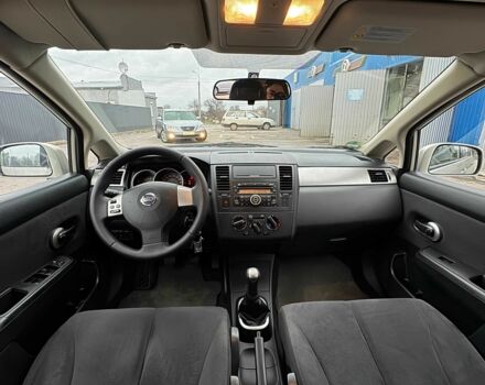 Бежевый Ниссан Тиида, объемом двигателя 1.6 л и пробегом 197 тыс. км за 6550 $, фото 8 на Automoto.ua